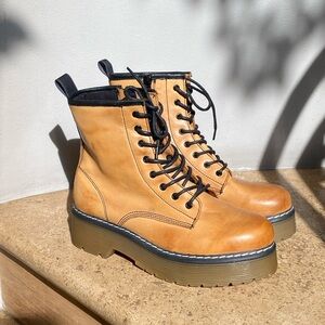 Roolee Elvis platform boots